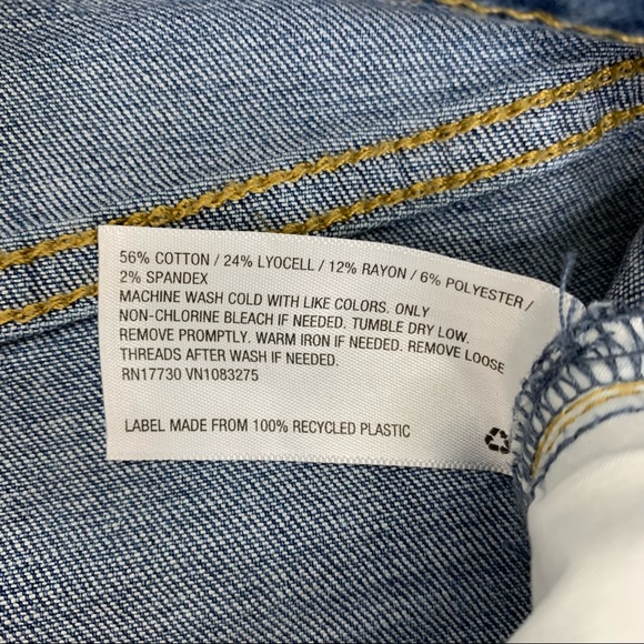 Universal Thread Vintage Stretch Distressed High Rise Slim Straight Crop Jeans - Picture 10 of 16